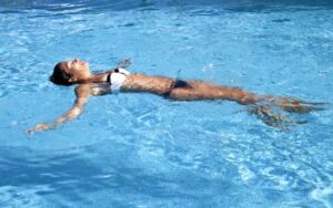 How Many Days After Brazilian Wax Can I Swim