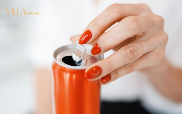 How to Open Soda Cans Without Damaging Nails
