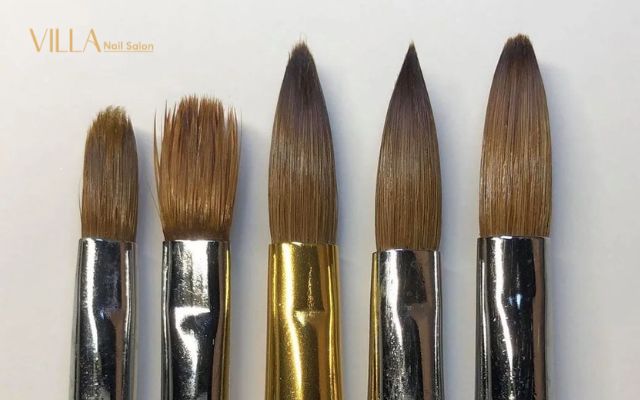 How To Clean Acrylic Nail Brushes?