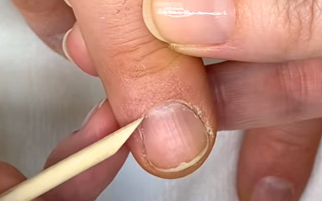 How To Push Back Cuticles With No Pain
