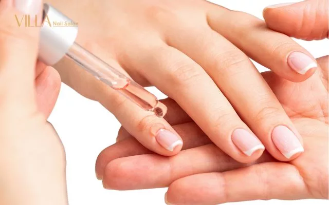 How to Use Coconut Oil for Nails & Cuticles?