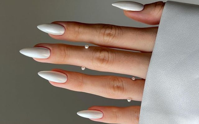 Tips to Prevent an Allergic Reaction to Gel X Nails
